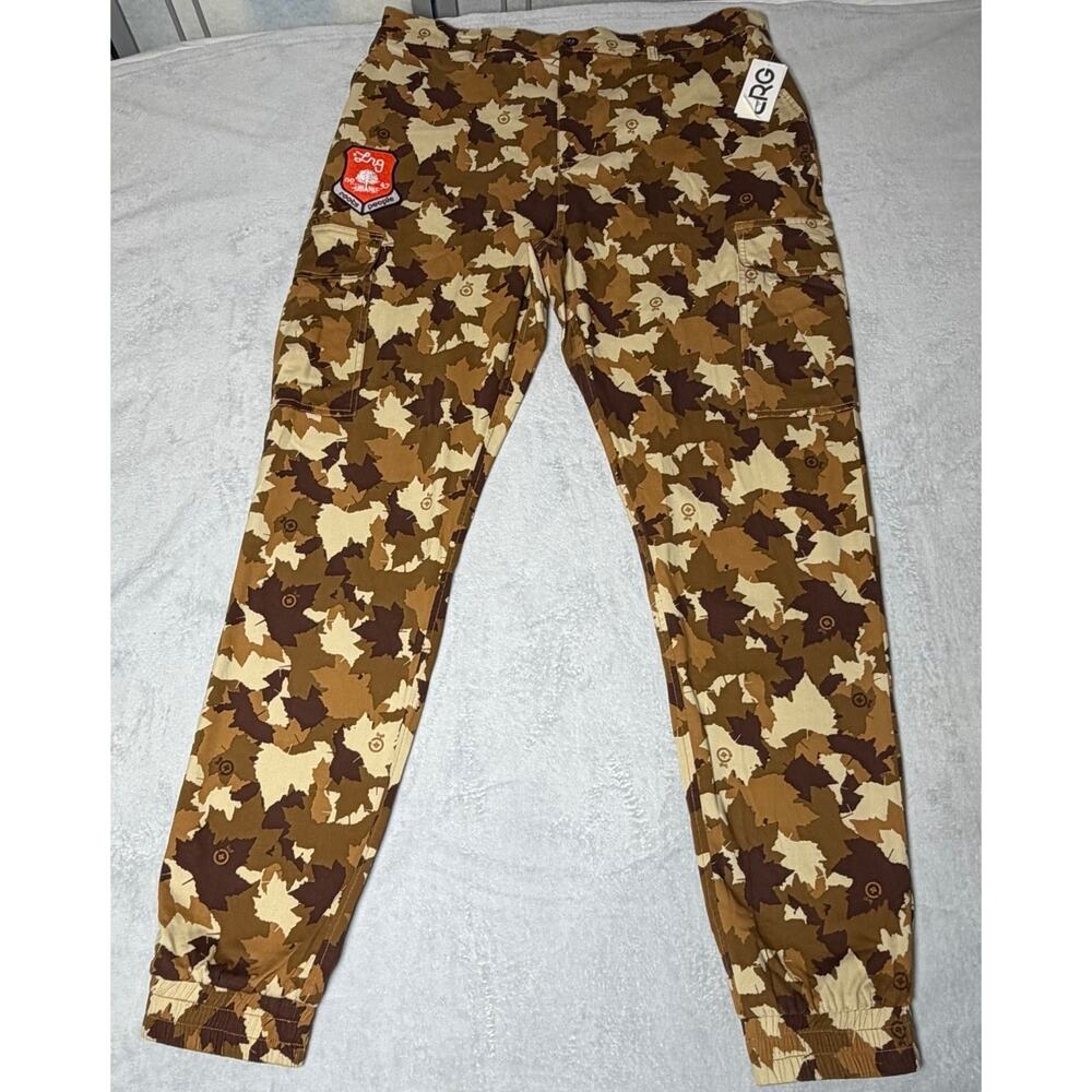 NWT $70 Lifted Research Group Men’s Cami Cuffed Cargo Pants - Size XL